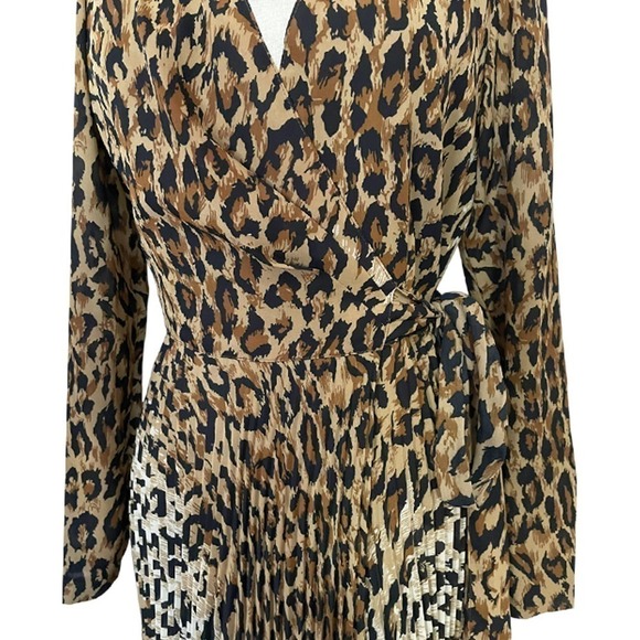 Chetta B Peter Noviello Sherrie Bloom Leopard Wrap Dress Size 6 - Picture 5 of 10